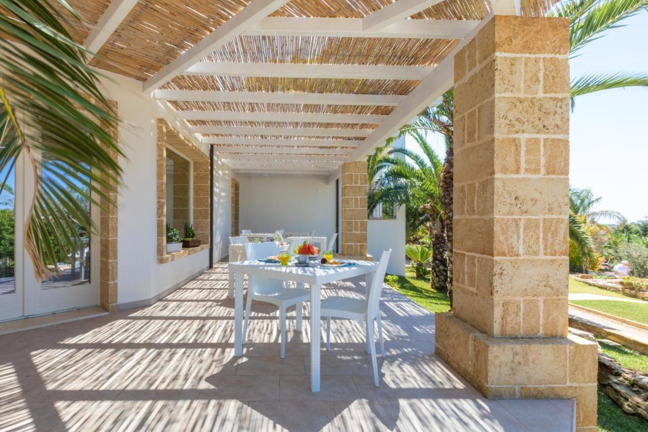 Tenuta Aletheia B&B Alliste Bagian luar foto