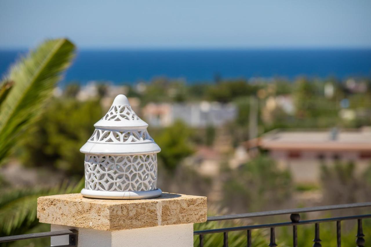 Tenuta Aletheia B&B Alliste Bagian luar foto