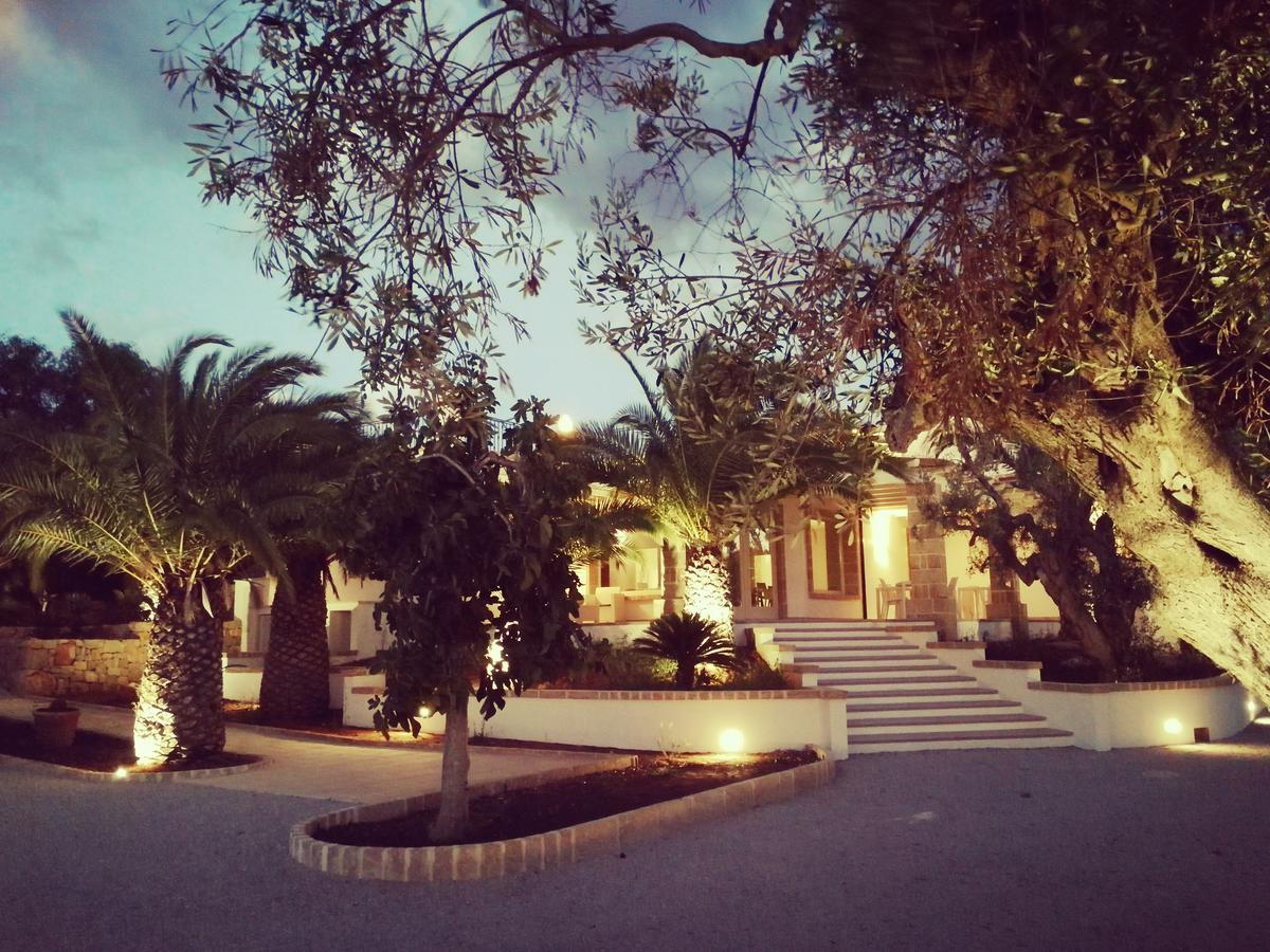 Tenuta Aletheia B&B Alliste Bagian luar foto